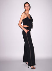 Chic Cropped Top with Oversized Bow