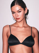 Smooth Triangle Bra Luxe Everyday Elegance