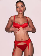 Luxe Classic Garter Belt Timeless Elegance